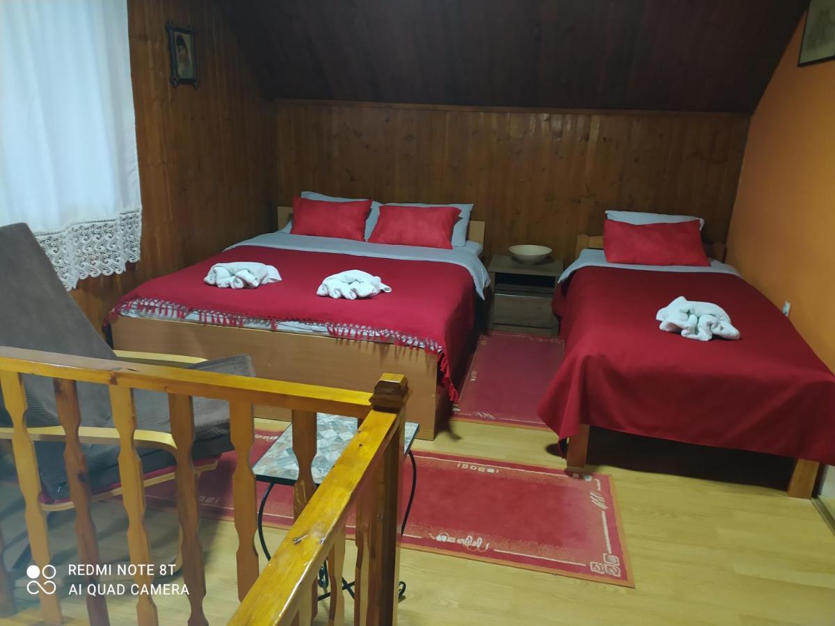 Sweet Dreams Apartment ซาเยชาร์ ภายนอก รูปภาพ